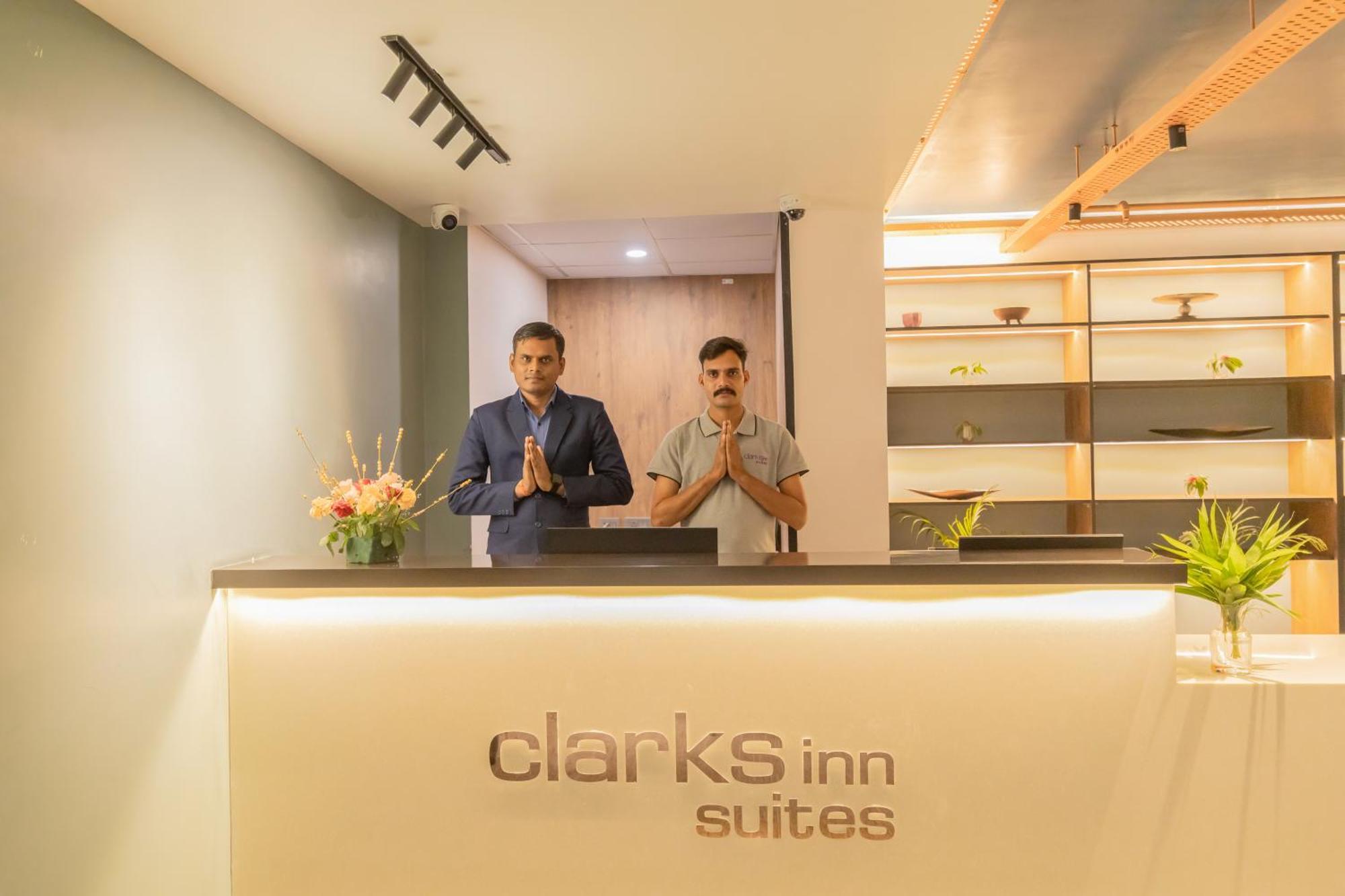 Clarks Inn Suites Jaipur Exterior foto